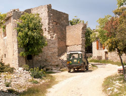 Hameau de Montcalmès Puechabon