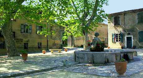 Place de Villeneuvette - Hérault