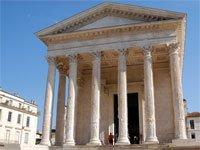 Maison Carrée - Nîmes