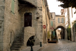 Vézénobres ruelles médiévales