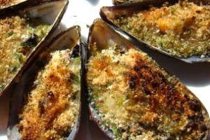 Moules farcies au beurre d’escargot