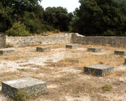 Camp de César - Basilique